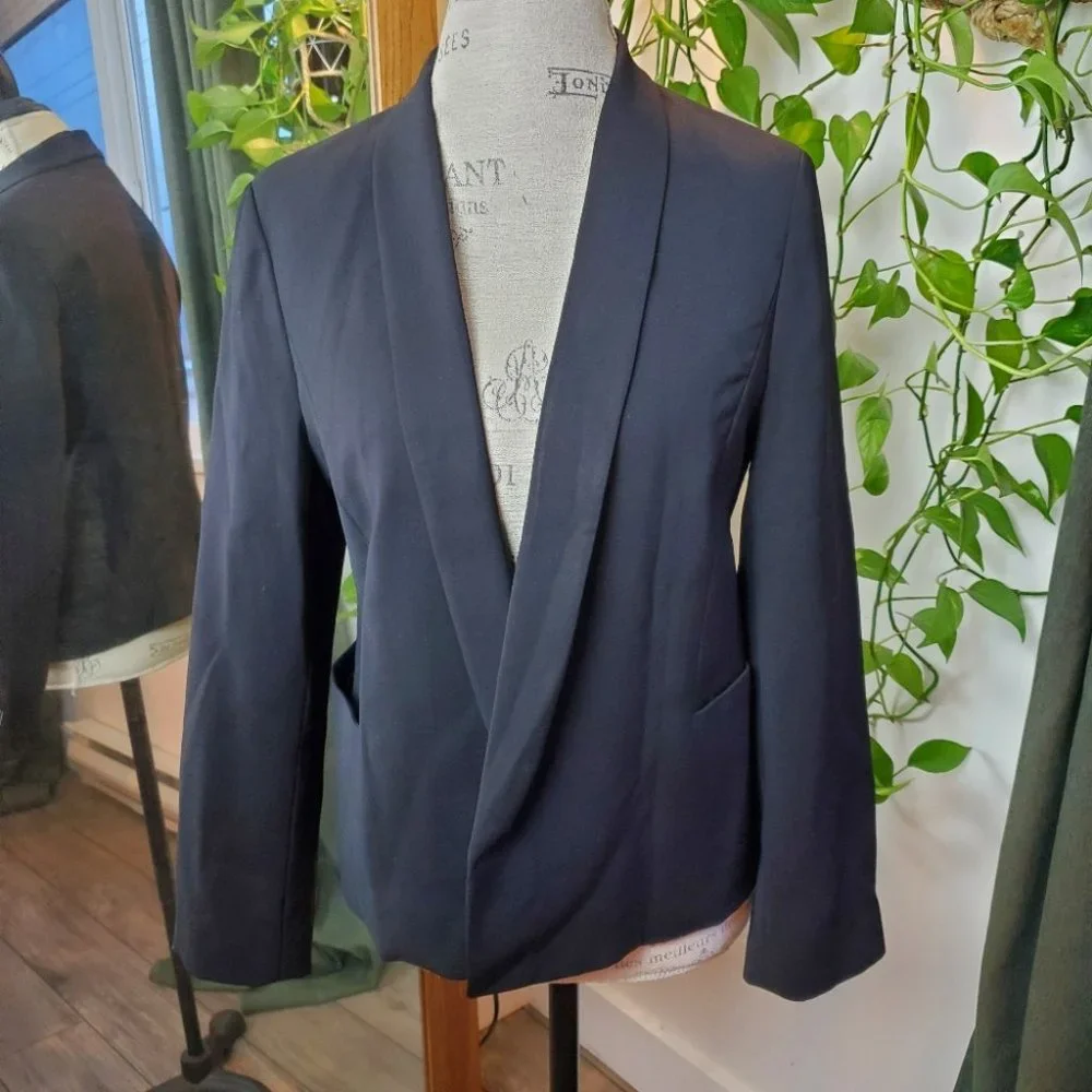 VINCE | Modern Criss Cross Collar Wool Blend Open Blazer (Size M) - Picture 2 of 7